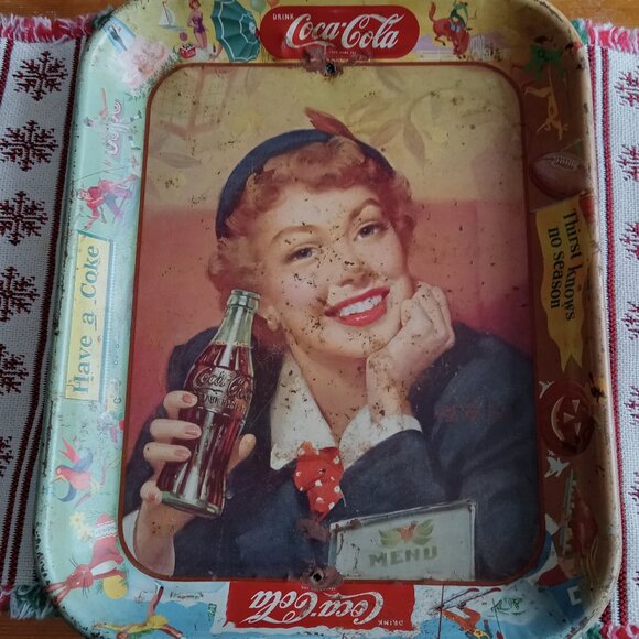 Vintage Coca Cola serving tray "Thirst Knows No Season" shows wear from age - Picture 1 of 4